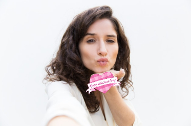 GIF created to be used in Instagram stories by Influencers